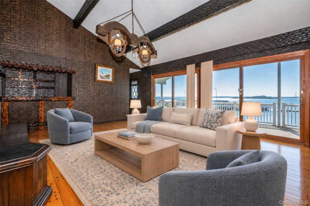 73 Kensington Oval, New Rochelle, NY 10805 - Photo 13 of 48
