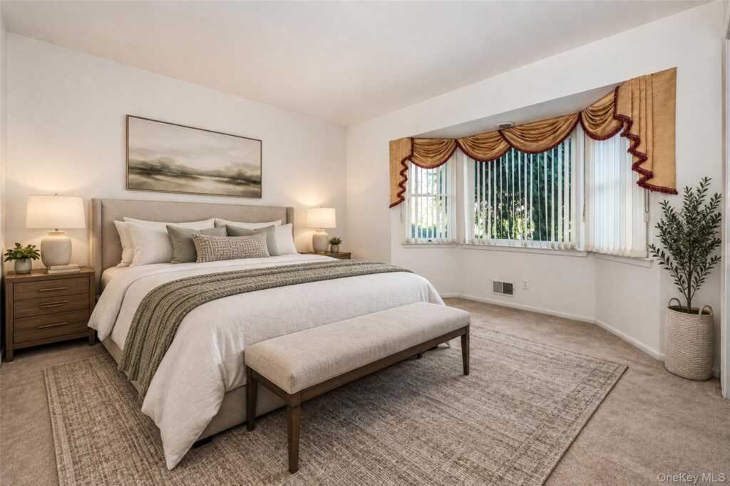 73 Kensington Oval, New Rochelle, NY 10805 - Photo 20 of 48
