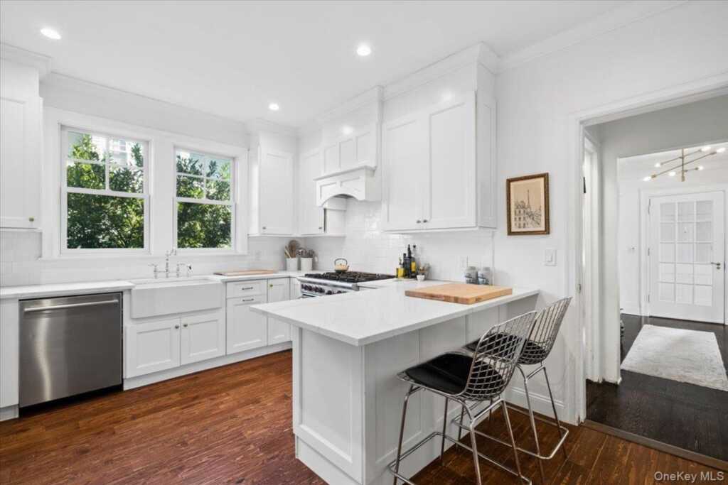 80 Argyll Avenue, New Rochelle, NY 10804 - Photo 13 of 43