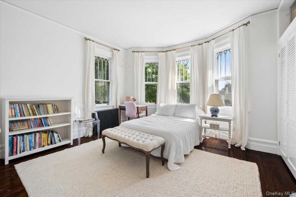 80 Argyll Avenue, New Rochelle, NY 10804 - Photo 27 of 43