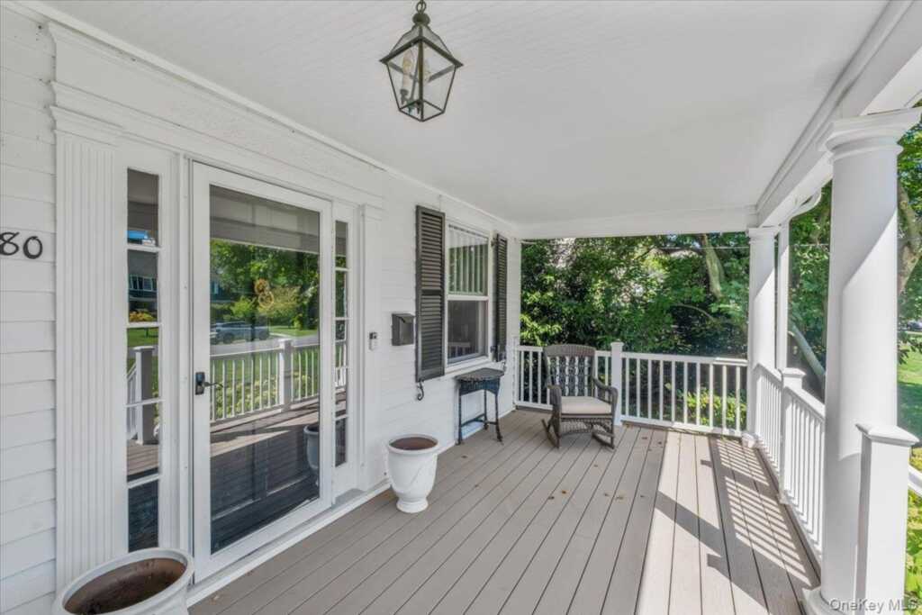 80 Argyll Avenue, New Rochelle, NY 10804 - Photo 3 of 43