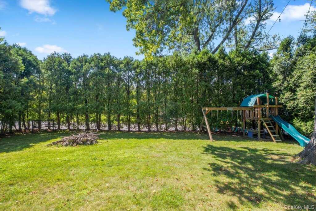 80 Argyll Avenue, New Rochelle, NY 10804 - Photo 37 of 43