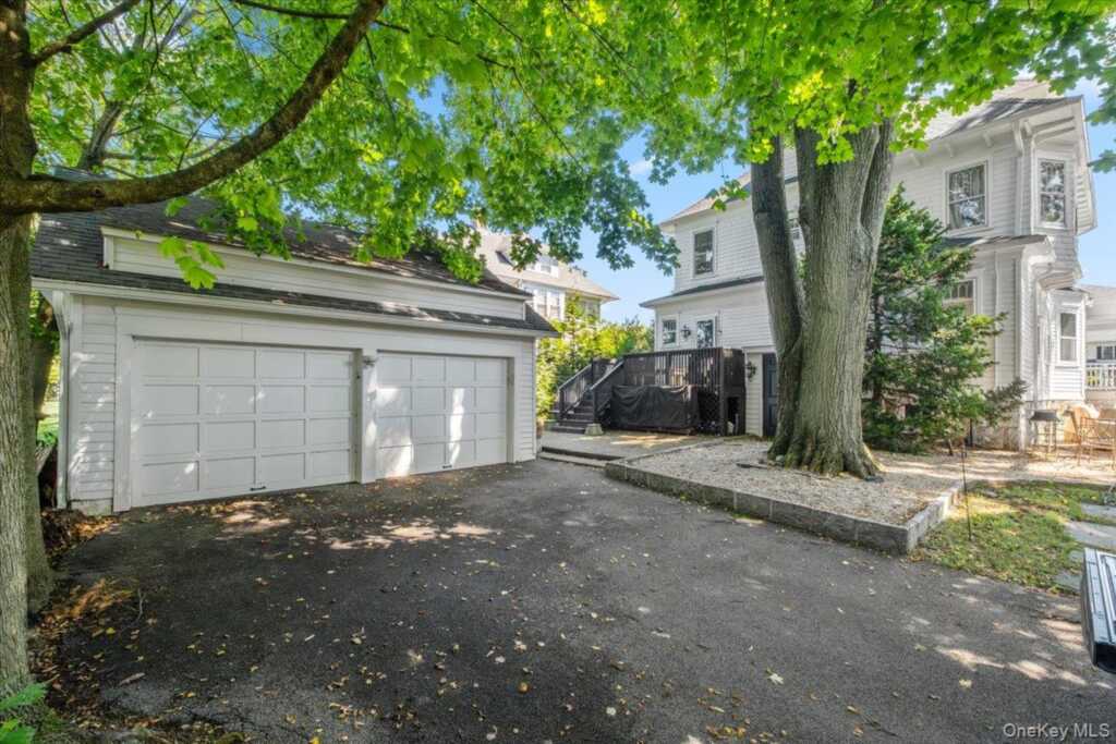 80 Argyll Avenue, New Rochelle, NY 10804 - Photo 38 of 43