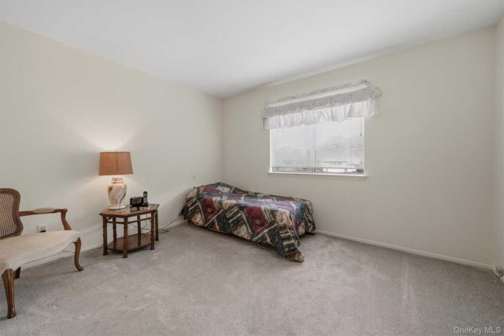 99 Skyview Lane, New Rochelle, NY 10804 - Photo 26 of 39
