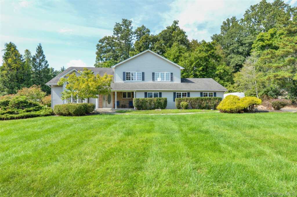 3 Lenni Lenape Court, Stony Point, NY 10980