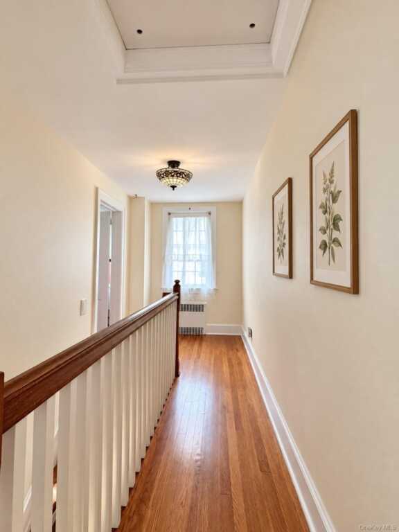 11 Pleassant Ave, White Plains, NY 10605 - Photo 7 of 19