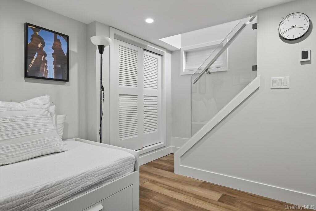 20 5th Street, New Rochelle, NY 10801 - Photo 15 of 35