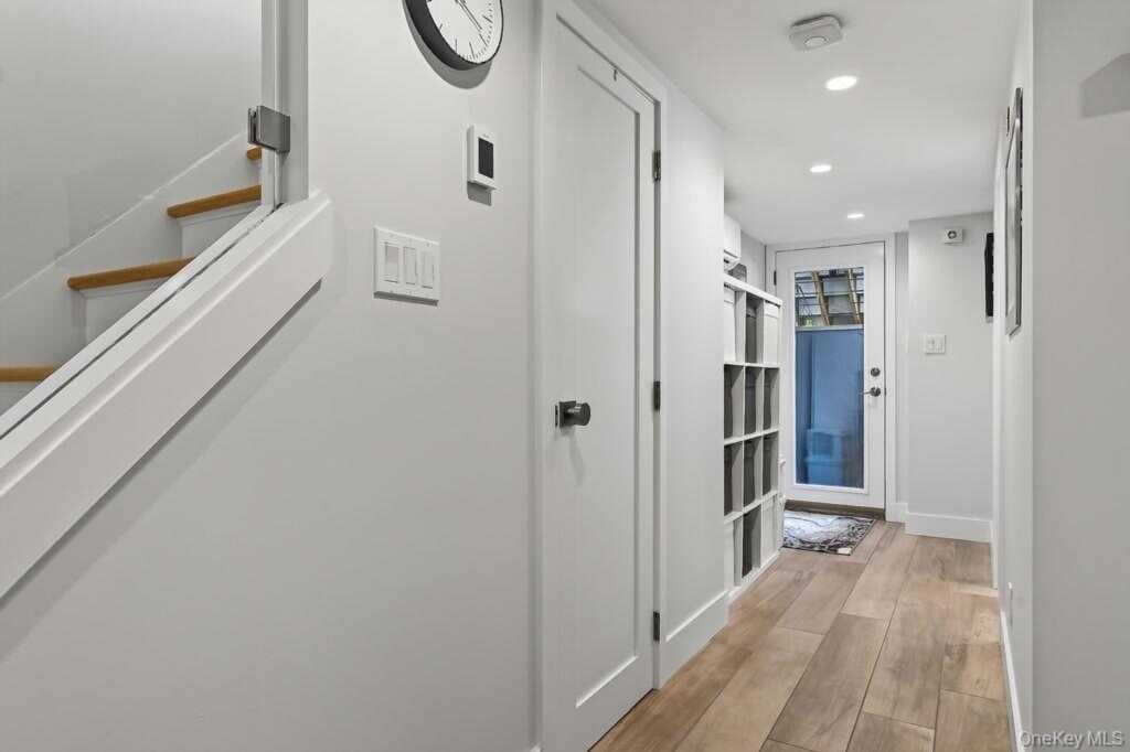 20 5th Street, New Rochelle, NY 10801 - Photo 24 of 35
