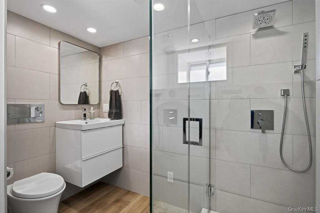 20 5th Street, New Rochelle, NY 10801 - Photo 25 of 35