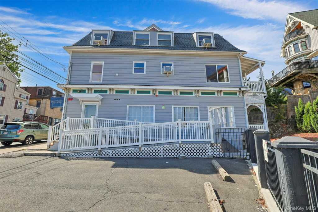 188 Main Street, Nyack, NY 10960 - Photo 3 of 29
