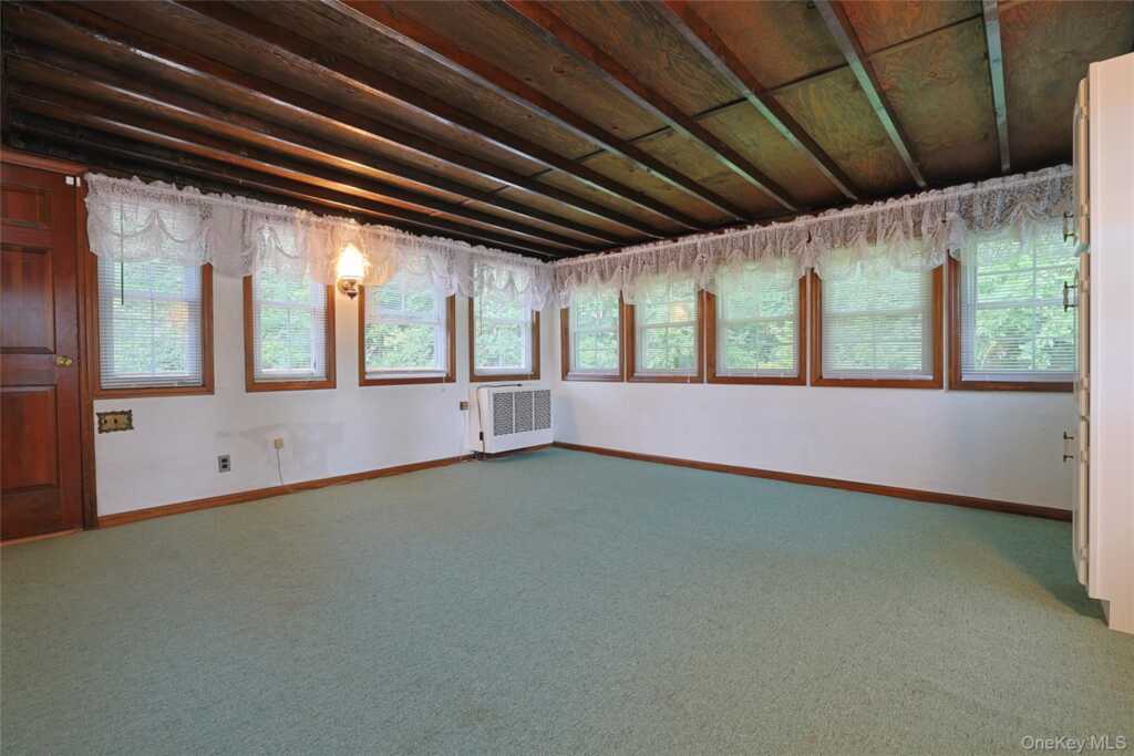 60 Gerardine Place, New City, NY 10956 - Photo 16 of 34
