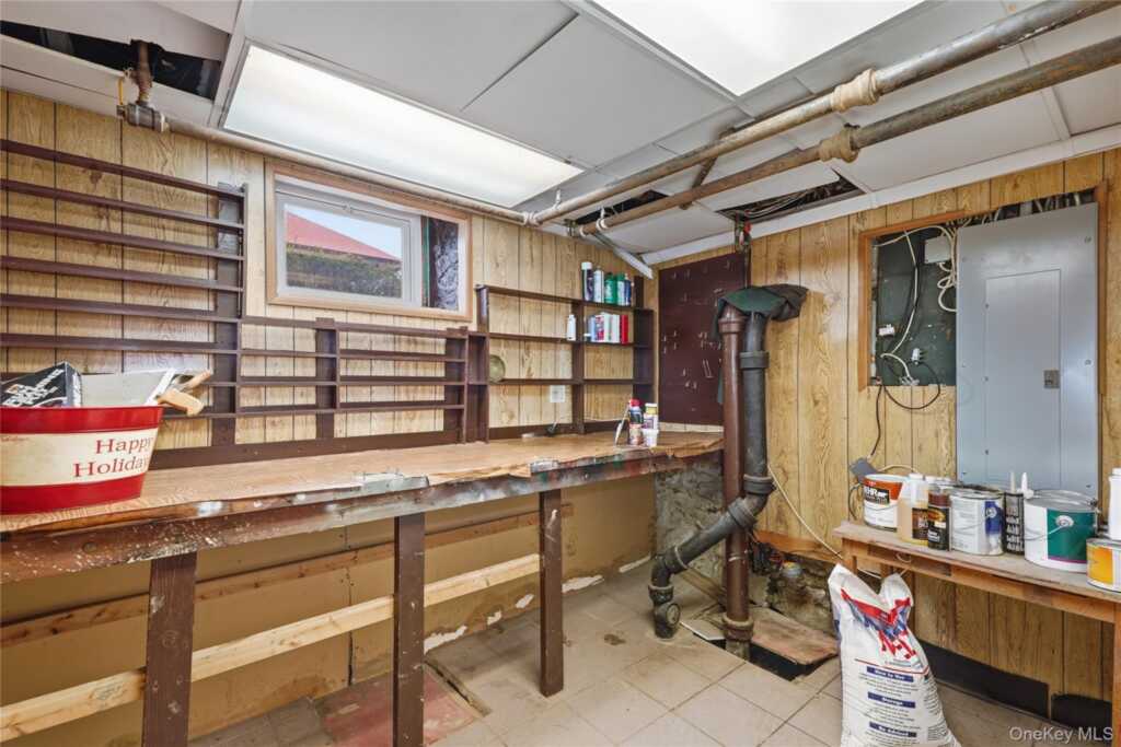 5 Woodland Place, White Plains, NY 10606 - Photo 23 of 44