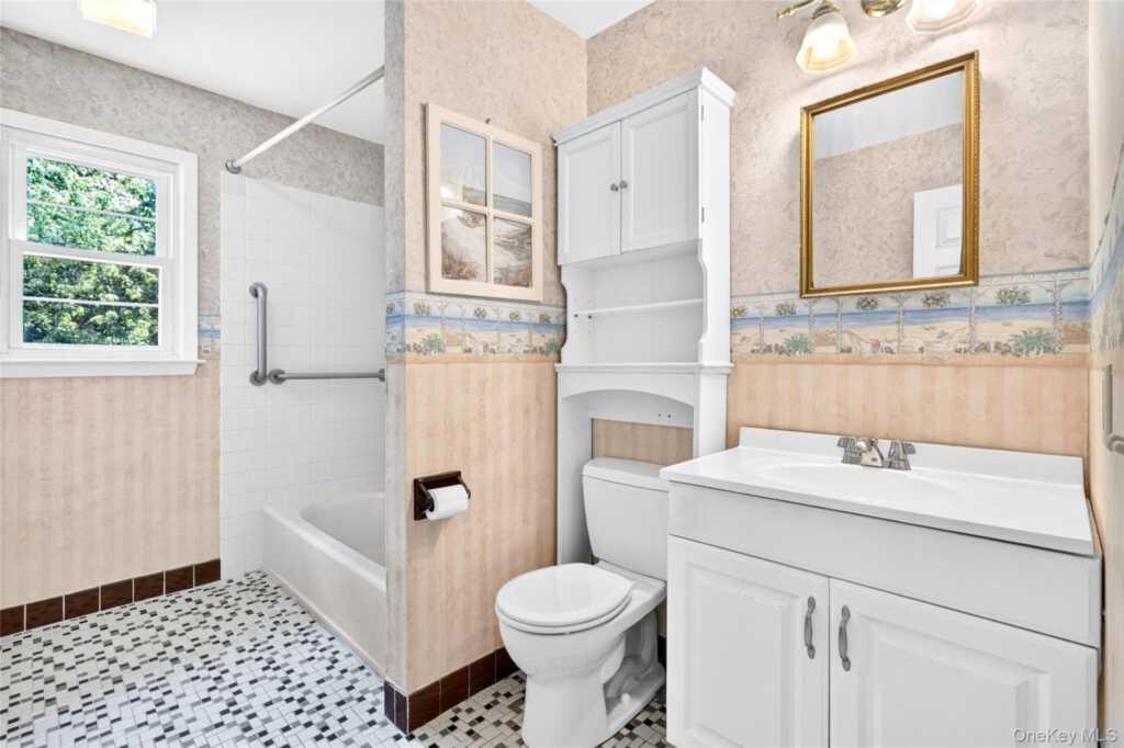 92 Kings Highway, New City, NY 10956 - Photo 44 of 49