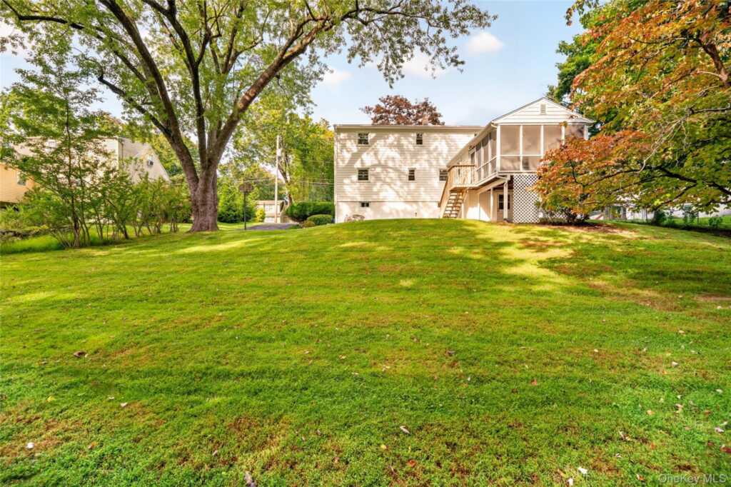 92 Kings Highway, New City, NY 10956 - Photo 6 of 49