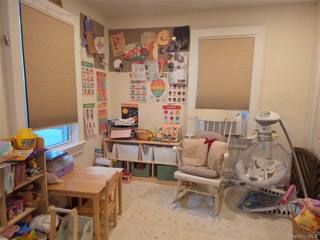33 E Catherine Street, Nyack, NY 10960 - Photo 13 of 38
