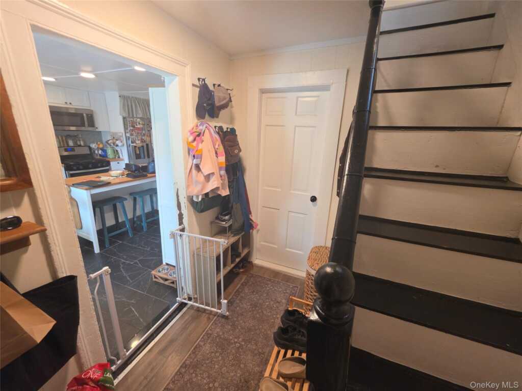 33 E Catherine Street, Nyack, NY 10960 - Photo 14 of 38