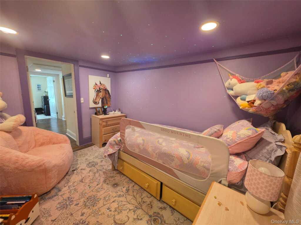 33 E Catherine Street, Nyack, NY 10960 - Photo 23 of 38