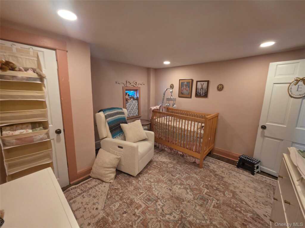 33 E Catherine Street, Nyack, NY 10960 - Photo 25 of 38