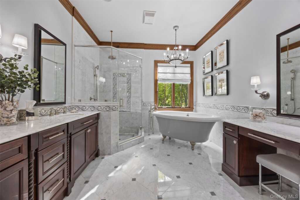 14 Brittany Lane, New Rochelle, NY 10805 - Photo 20 of 42