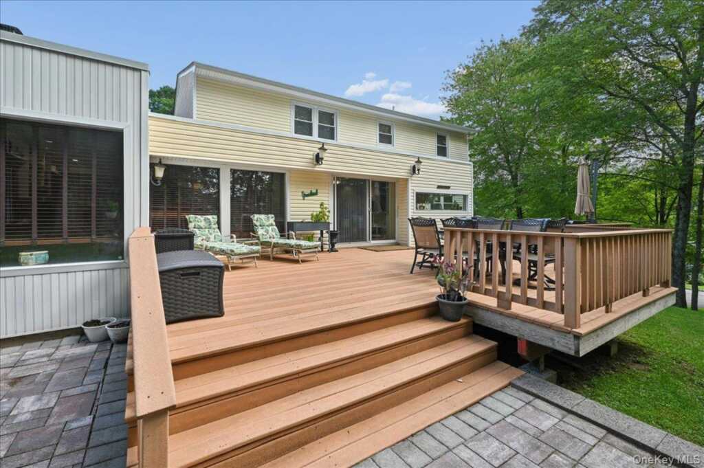 12 Berkshire Drive, New City, NY 10956 - Photo 35 of 42