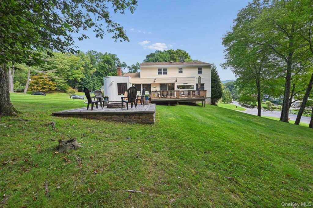 12 Berkshire Drive, New City, NY 10956 - Photo 36 of 42