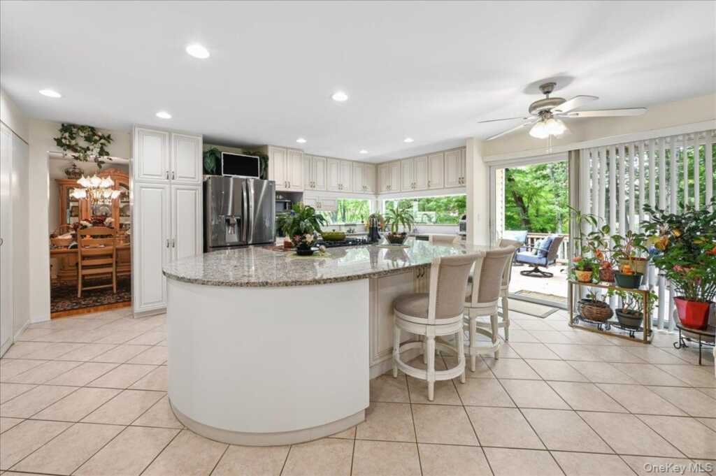 12 Berkshire Drive, New City, NY 10956 - Photo 7 of 42