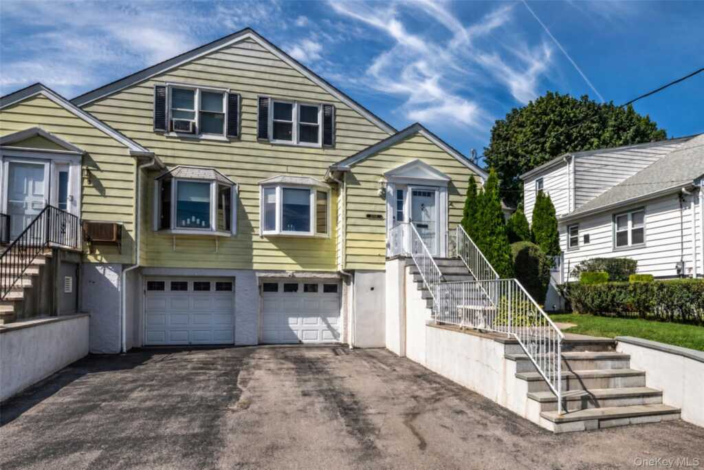7 Ronalds Avenue, New Rochelle, NY 10801