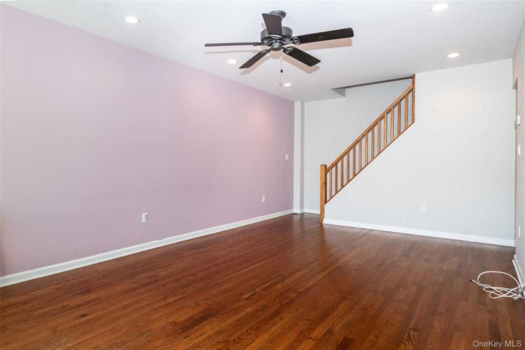 7 Ronalds Avenue, New Rochelle, NY 10801 - Photo 5 of 16