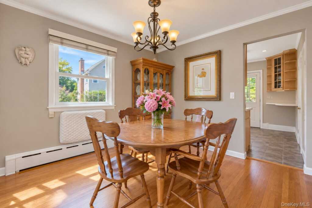 39 Saint Joseph Street, New Rochelle, NY 10805 - Photo 7 of 28