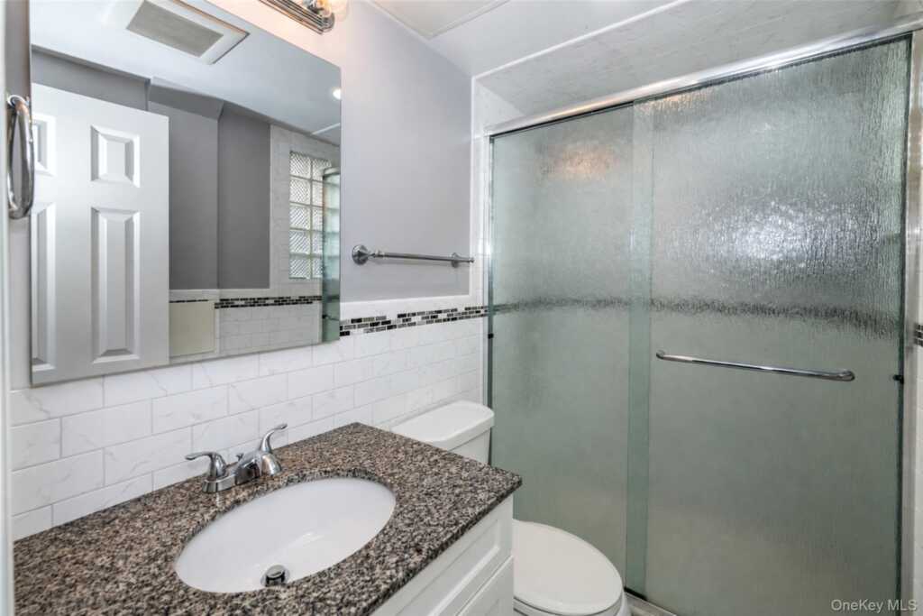 7 Ronalds Avenue, New Rochelle, NY 10801 - Photo 14 of 16
