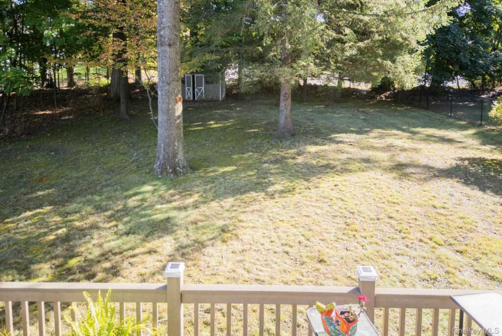 330 Holt Drive, Pearl River, NY 10965 - Photo 12 of 20
