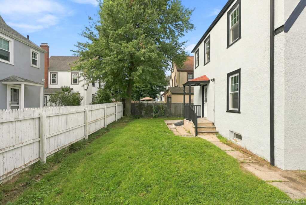 79 Robert Avenue, Rye, NY 10573 - Photo 36 of 38