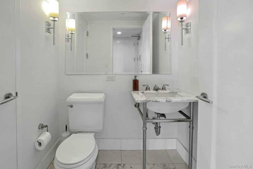 10 City Place, Unit #9G, White Plains, NY 10601 - Photo 13 of 38