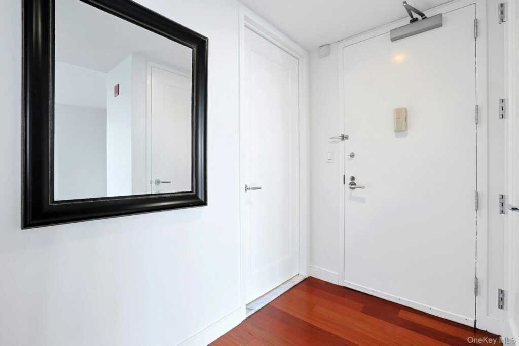 10 City Place, Unit #9G, White Plains, NY 10601 - Photo 5 of 38