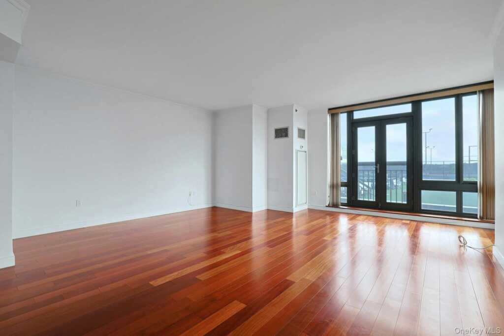 10 City Place, Unit #9G, White Plains, NY 10601 - Photo 9 of 38