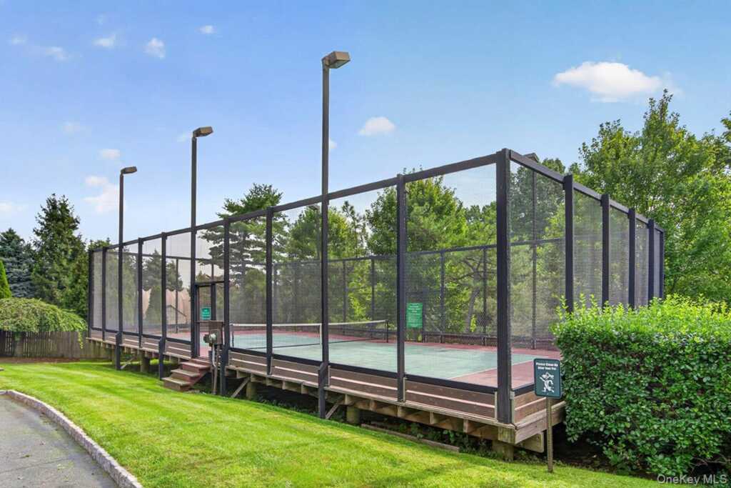 246 Treetop Crescent, Rye, NY 10573 - Photo 15 of 24
