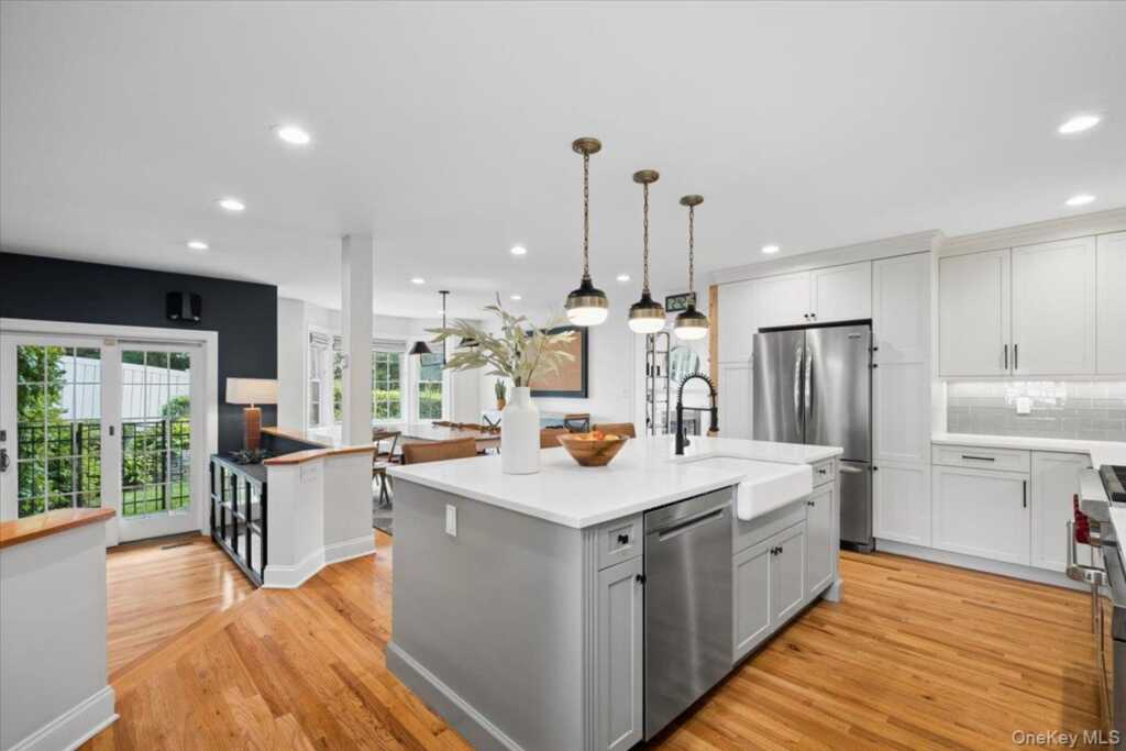 305 Florence Street, Rye, NY 10543 - Photo 11 of 46