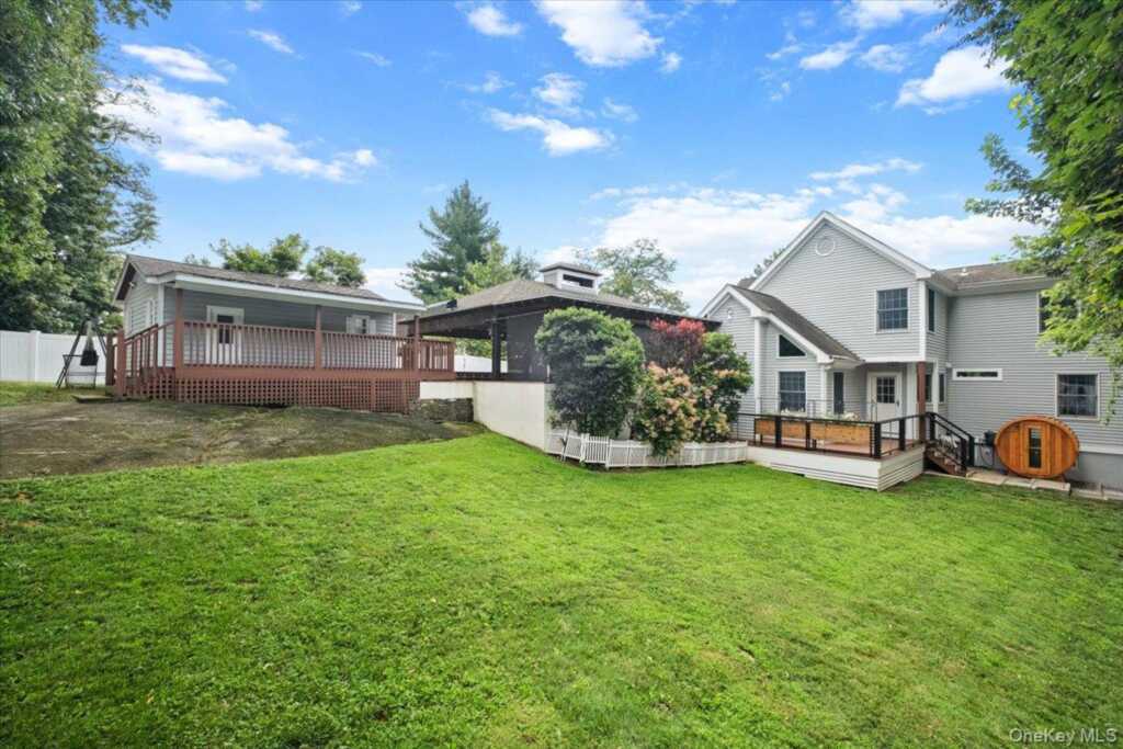305 Florence Street, Rye, NY 10543 - Photo 27 of 46