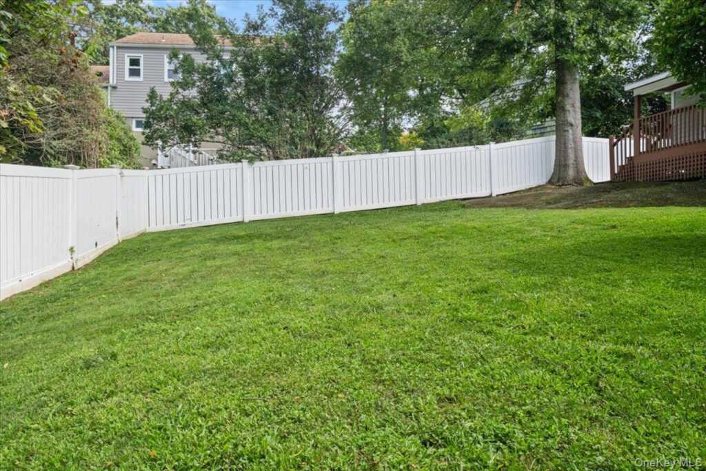 305 Florence Street, Rye, NY 10543 - Photo 39 of 46