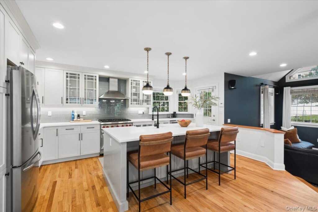 305 Florence Street, Rye, NY 10543 - Photo 9 of 46
