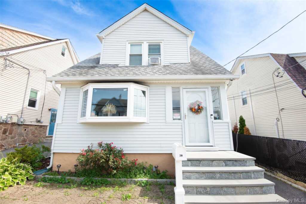 38 Emmett Terrace, New Rochelle, NY 10805
