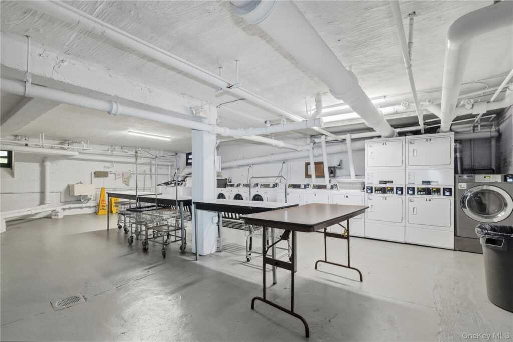210 Martine Avenue, Unit #5L, White Plains, NY 10601 - Photo 11 of 13