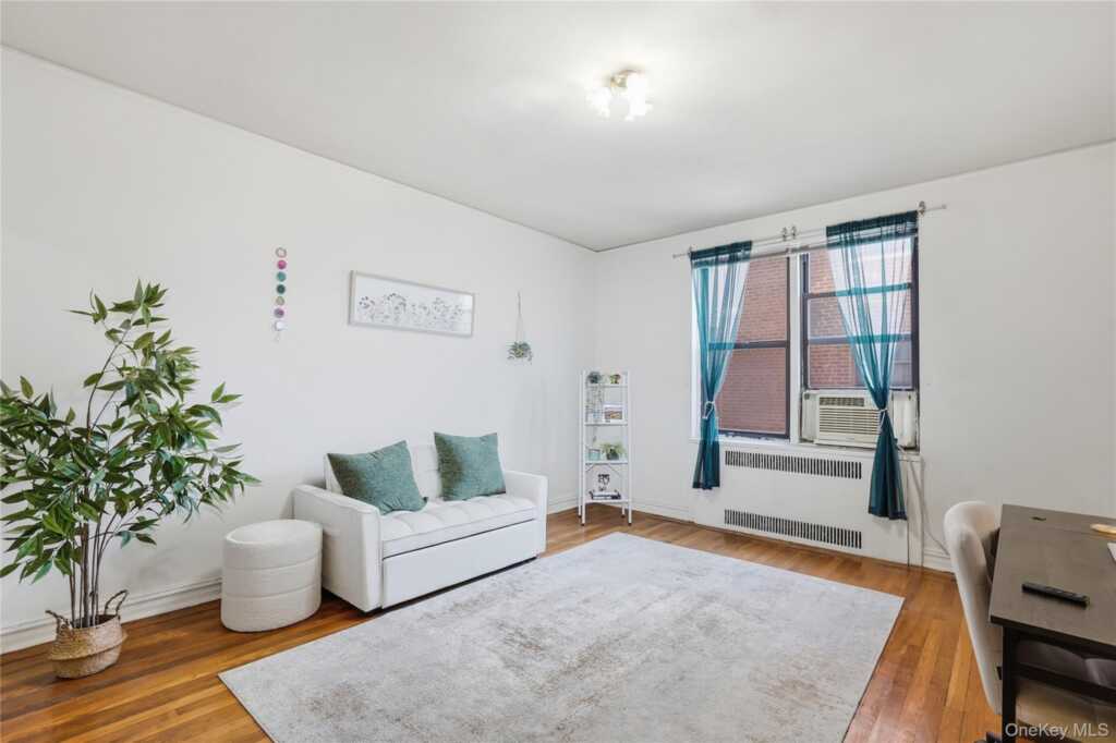 210 Martine Avenue, Unit #5L, White Plains, NY 10601 - Photo 9 of 13