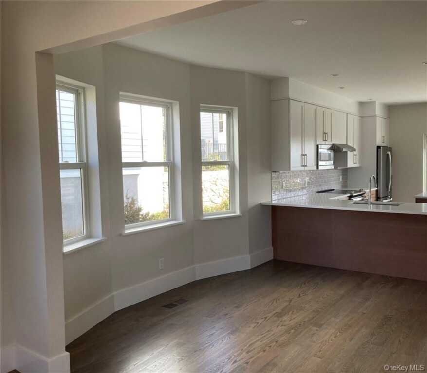 3A Sterling Avenue, White Plains, NY 10606 - Photo 9 of 24
