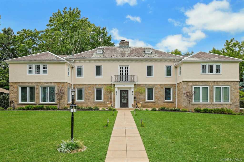 50 Forest Circle, New Rochelle, NY 10804