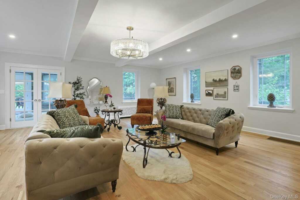 50 Forest Circle, New Rochelle, NY 10804 - Photo 11 of 41