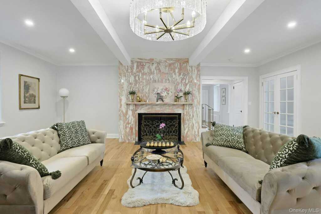 50 Forest Circle, New Rochelle, NY 10804 - Photo 12 of 41