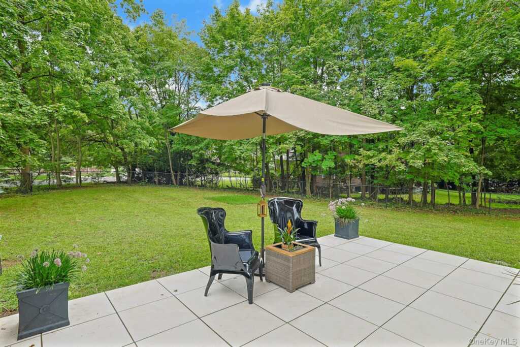 50 Forest Circle, New Rochelle, NY 10804 - Photo 25 of 41