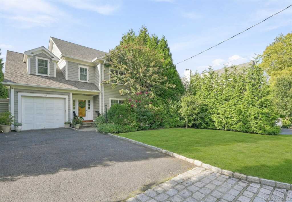 102 Florence Avenue, Rye, NY 10580 - Photo 2 of 41