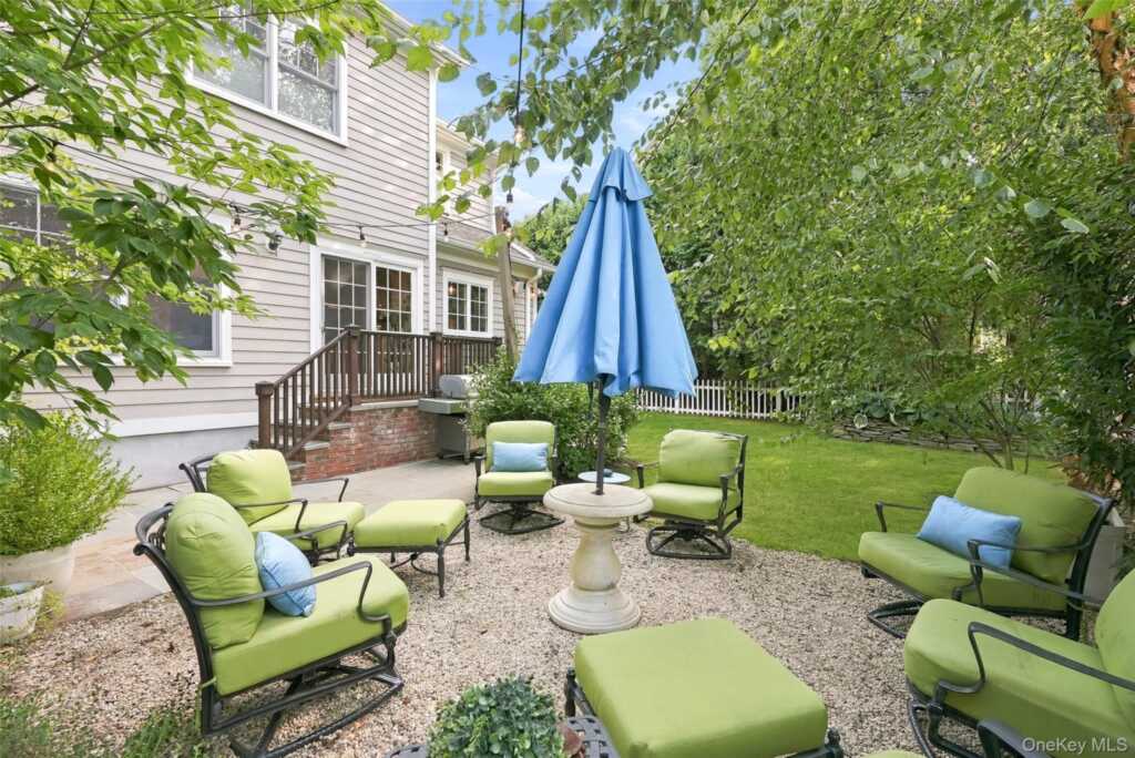 102 Florence Avenue, Rye, NY 10580 - Photo 5 of 41